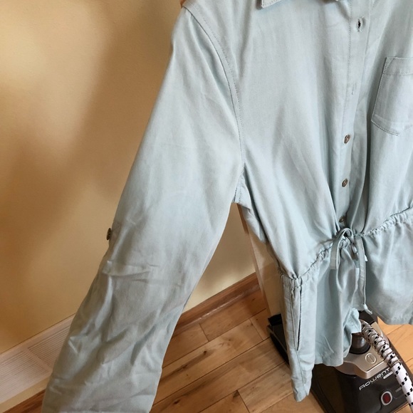 Cabi utility style romper. Never been worn. - Picture 4 of 4